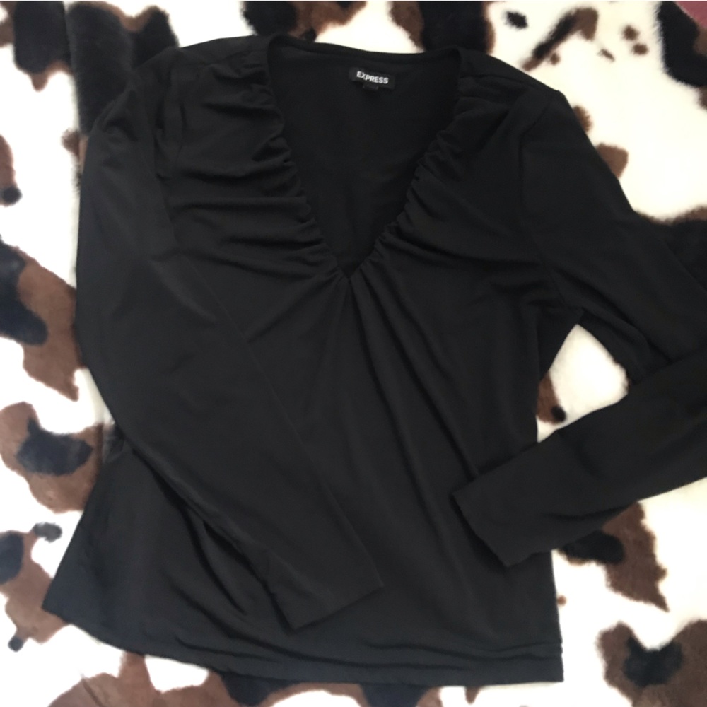 Express ruched V-neck